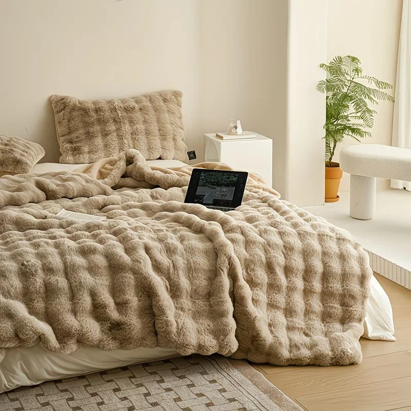 The Shoreline Throw
